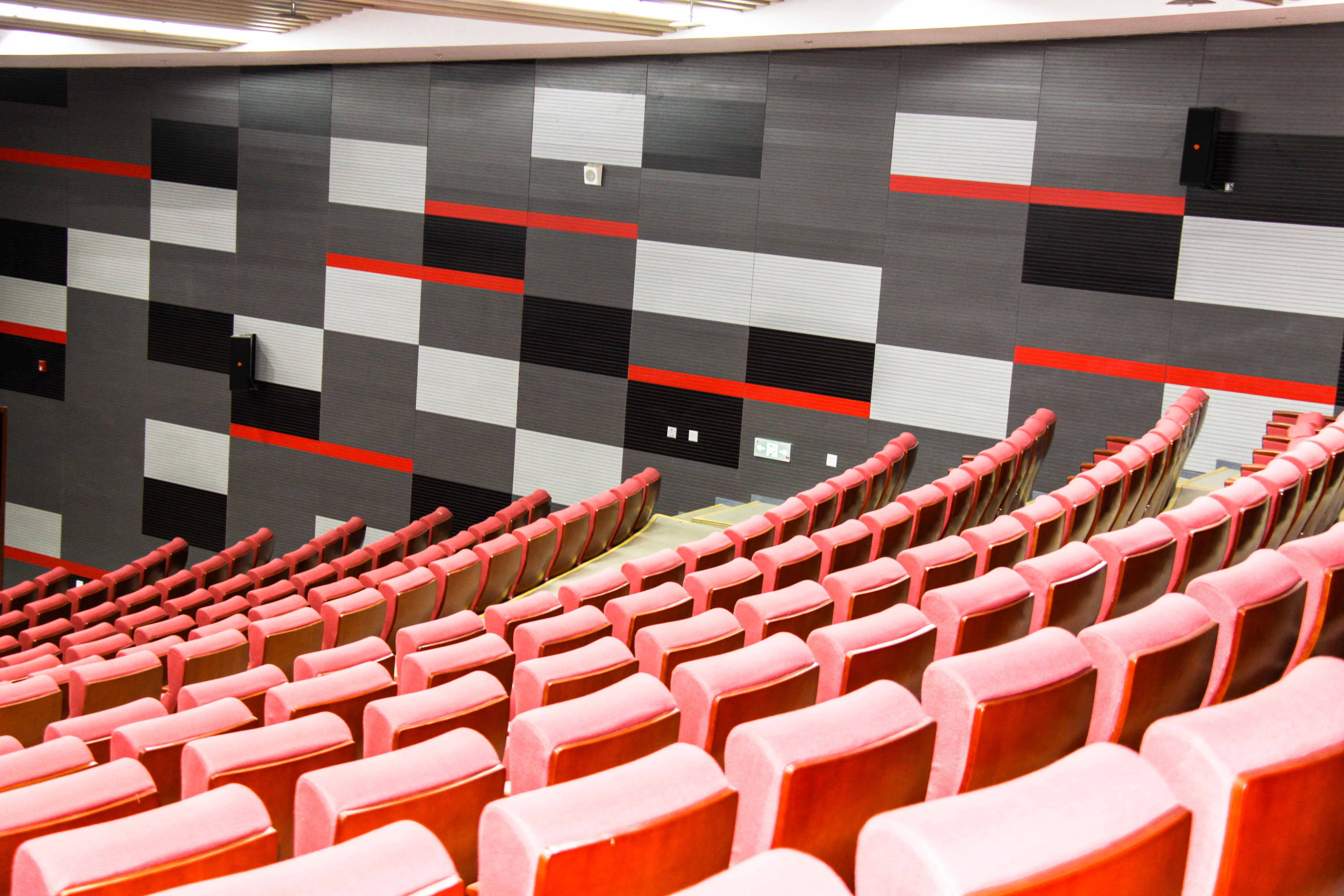 如何利用舞台91香蕉视频下载地址提升舞台演出的藝術性