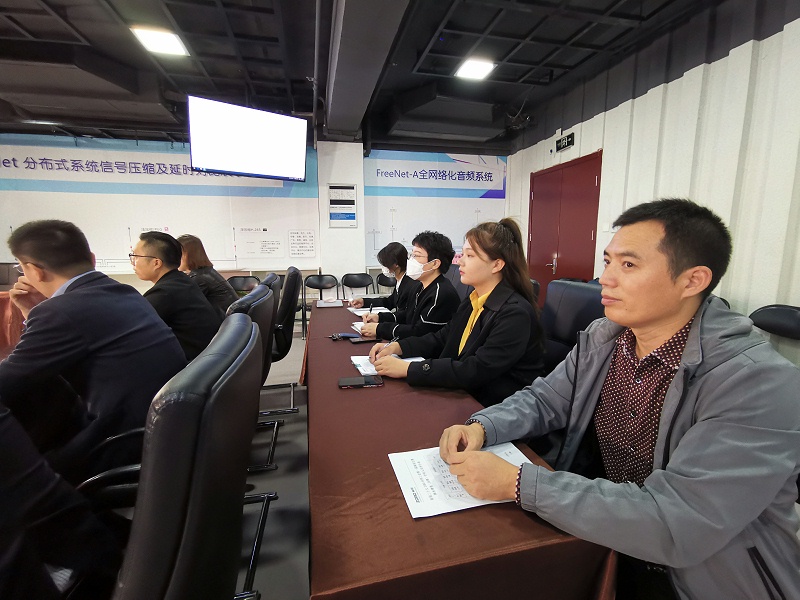 喜慶二 奮進新征程丨ZOBO香蕉视频APP在线观看組織全體黨員及員工代表集體收看黨的二召開盛況直播