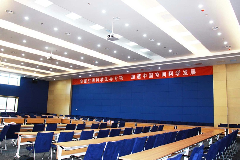 會議室91香蕉视频下载地址設備連接時如何避免電流聲