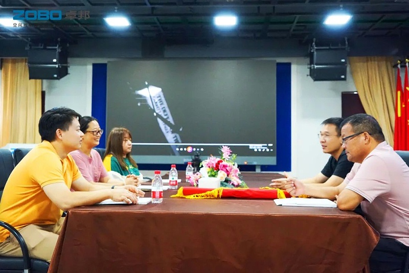 2ZOBO香蕉视频APP在线观看捐贈設備支持殘聯事業丨一麵錦旗+一封接收函=弘揚大愛 履行企業社會責任