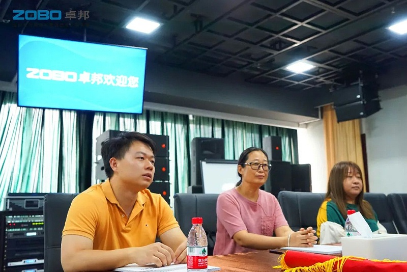 4ZOBO香蕉视频APP在线观看捐贈設備支持殘聯事業丨一麵錦旗+一封接收函=弘揚大愛 履行企業社會責任