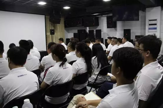 ZOBO香蕉视频APP在线观看年中員工培訓